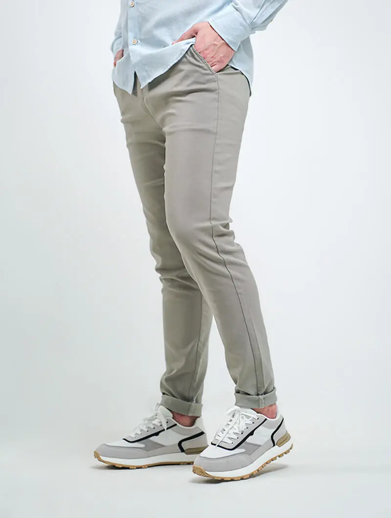 Pantalon chino à ceinture élastiquée